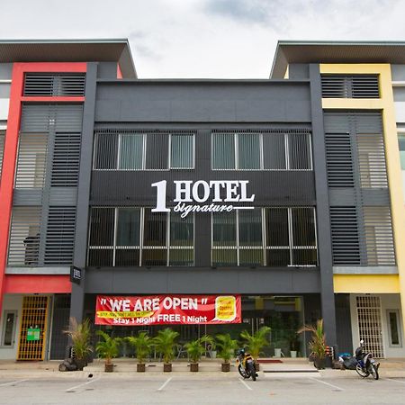1 Hotel Signature Port Dickson Exterior photo