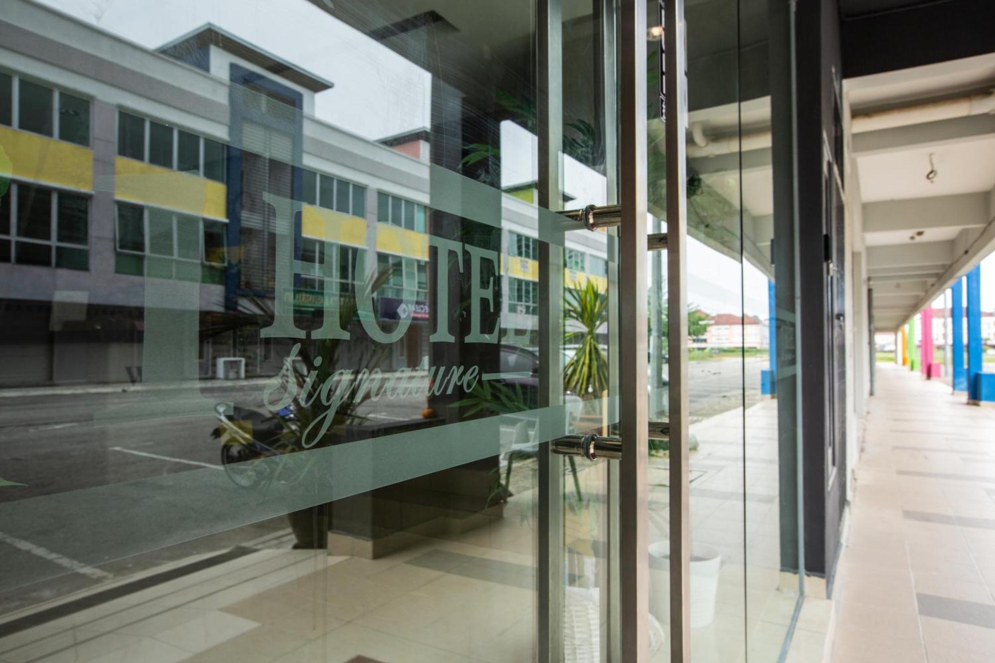 1 Hotel Signature Port Dickson Exterior photo