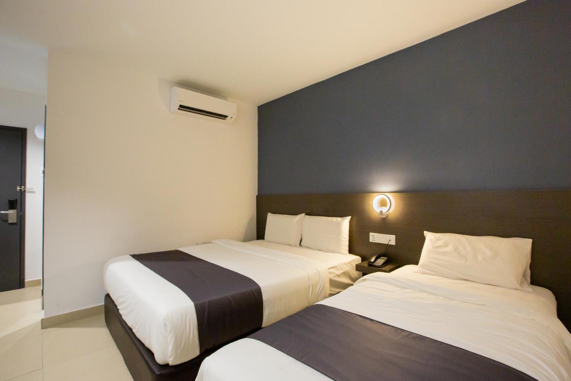 1 Hotel Signature Port Dickson Exterior photo